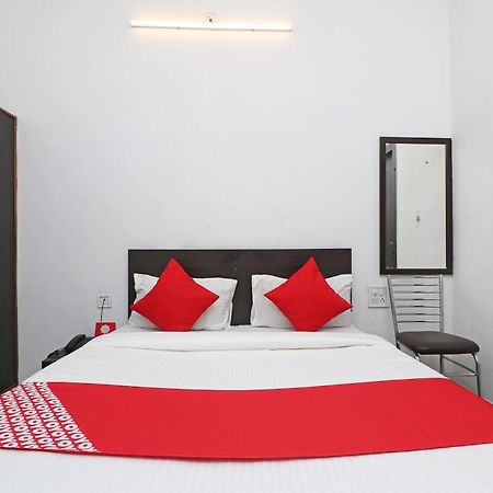 Hotel O Mid Town Ojus Tower Rudrapur Bagian luar foto